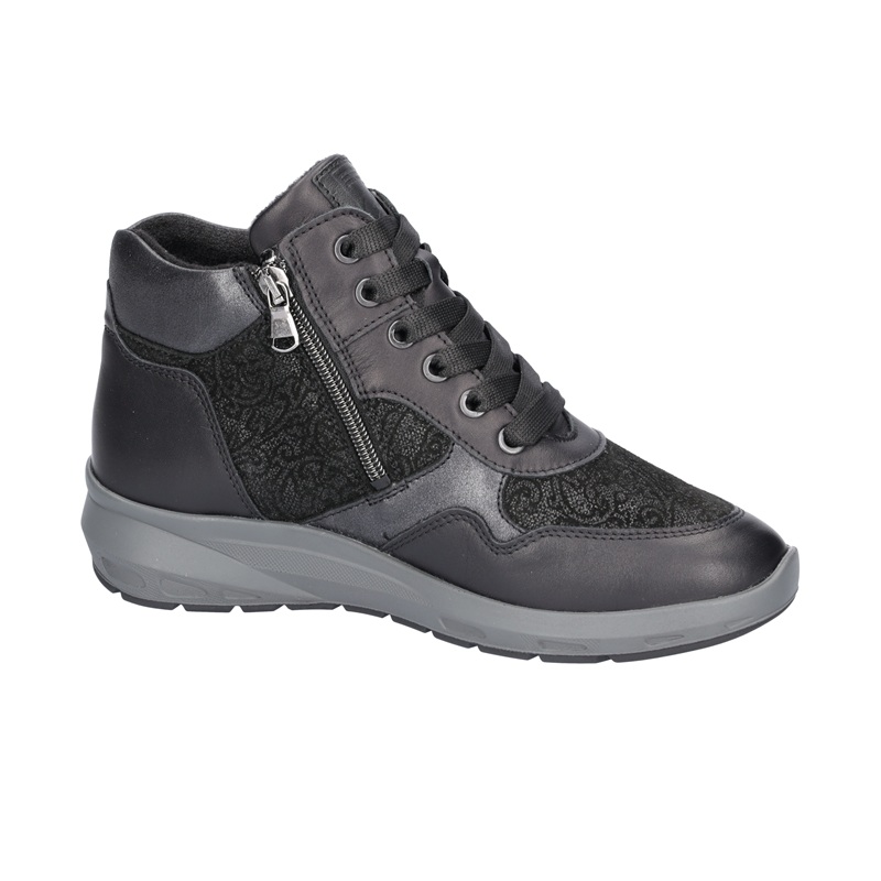 Удобни дамски широки боти TONIA BOOT BLK