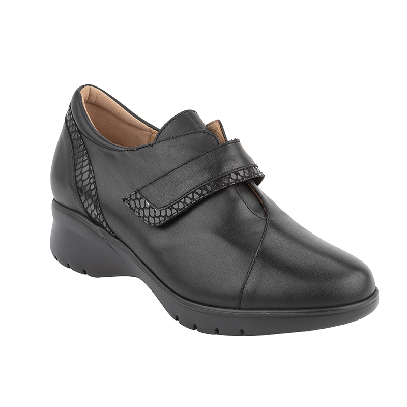 Удобни дамски обувки PSO 265856 VLCR BLK