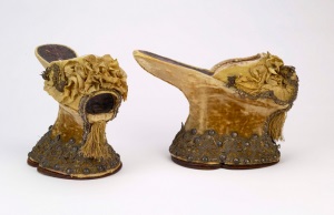 средновековни обувки